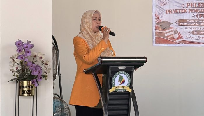 Siap Mengabdi di 28 Sekolah, Mahasiswa PGSD UNIPOL Resmi Dilepas
